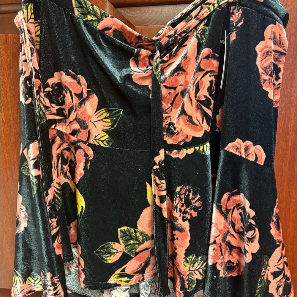 BNWT SO 3X BLACK FLORAL VELVET TIE WAIST MINI SKIRT KNEE LENGTH
